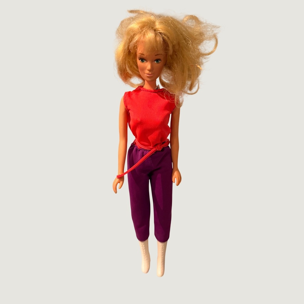 Vintage 1979 Kenner Erica Doll Darci Friend in 1978 Barbie Jumpsuit 1911 Outfit